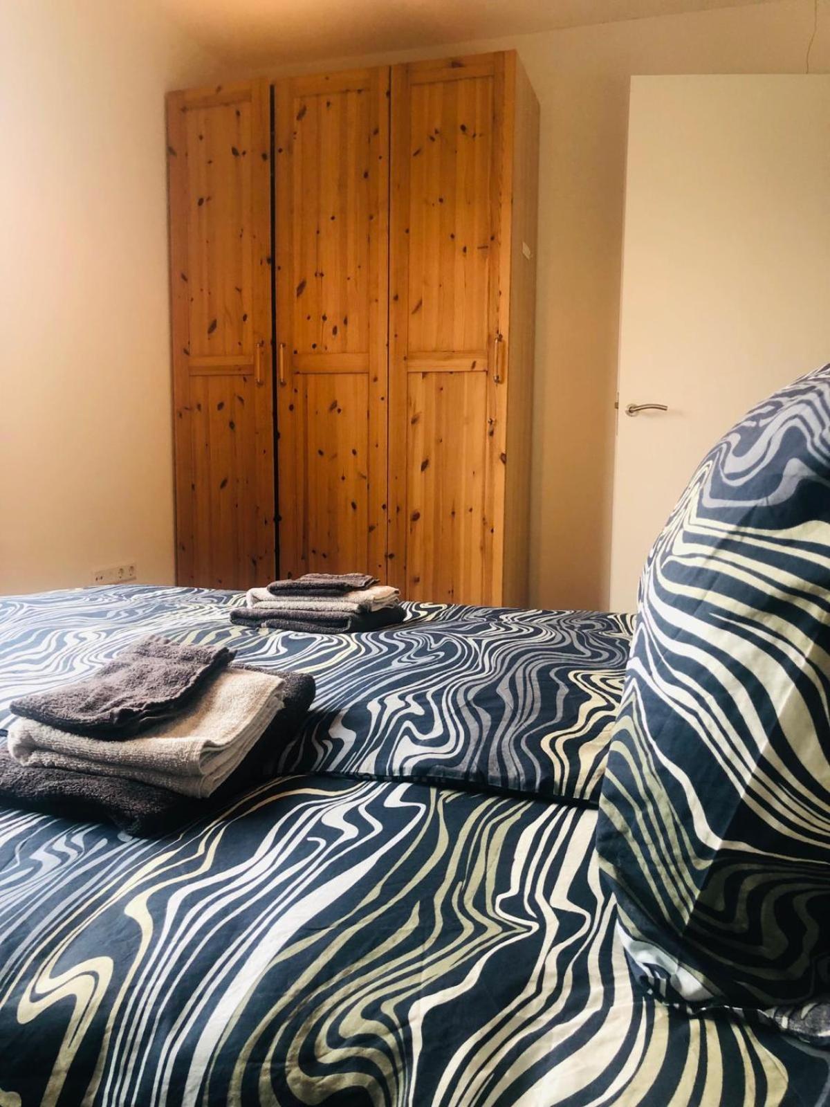 City Zen Apartment Enschede !Free Private Parking ภายนอก รูปภาพ