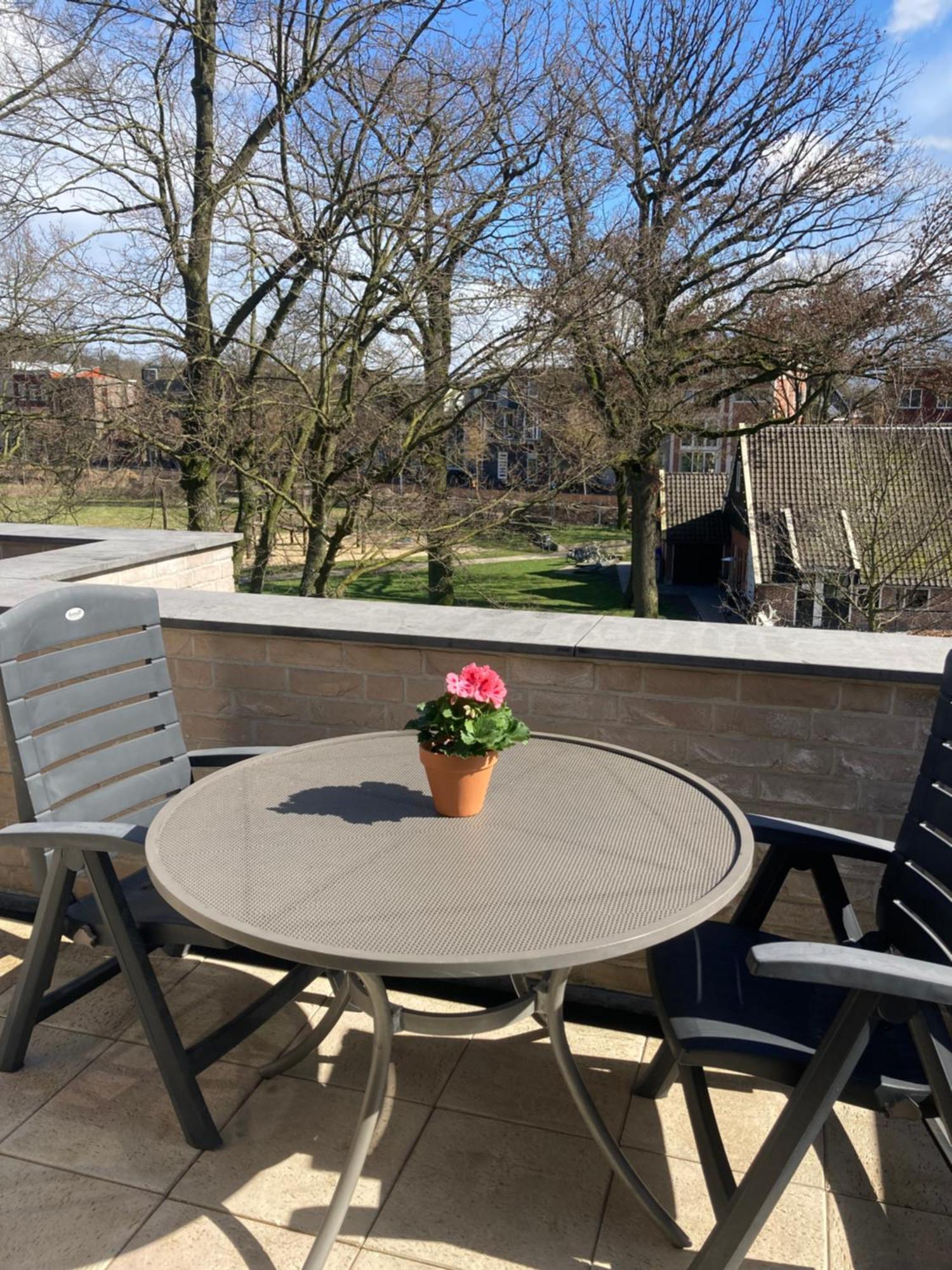 City Zen Apartment Enschede !Free Private Parking ภายนอก รูปภาพ